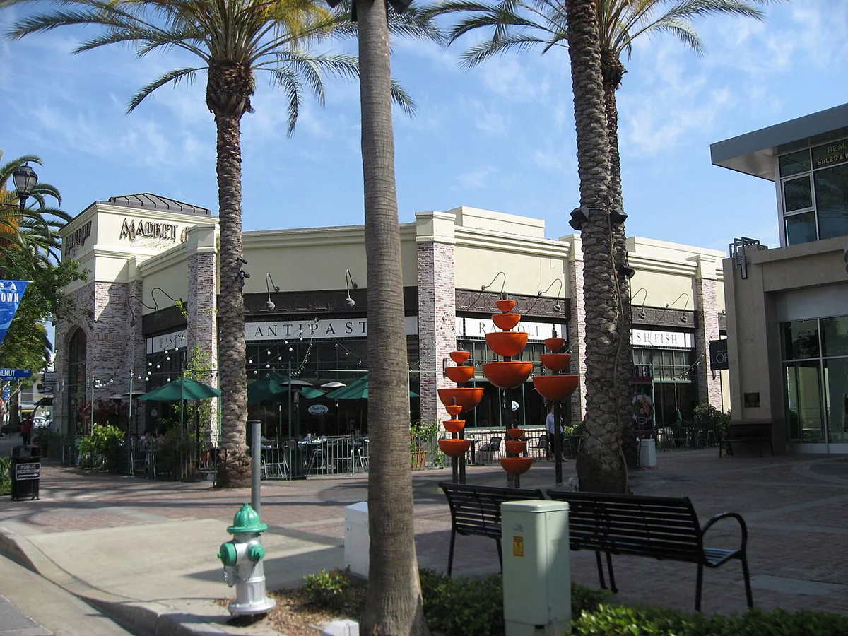 Brea 城市地标实景