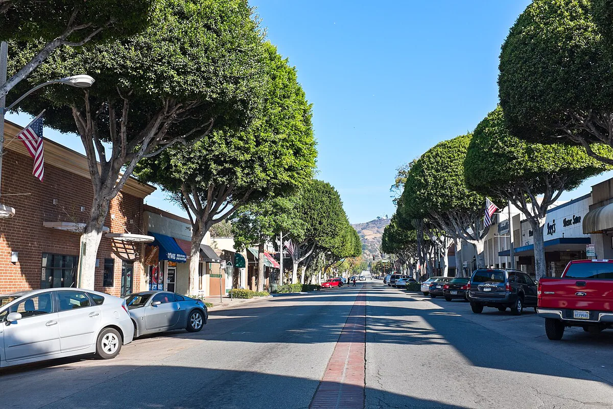 Whittier 城市地标实景